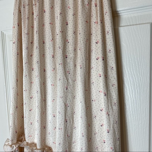 OVERTHESEA Silk Blend Dainty Floral Feeling # 5 Maxi Skirt - Picture 7 of 10
